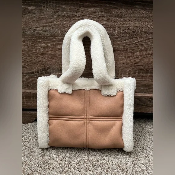 NWT Stand Studio Tan Mini Liz Tote - Picture 1 of 7